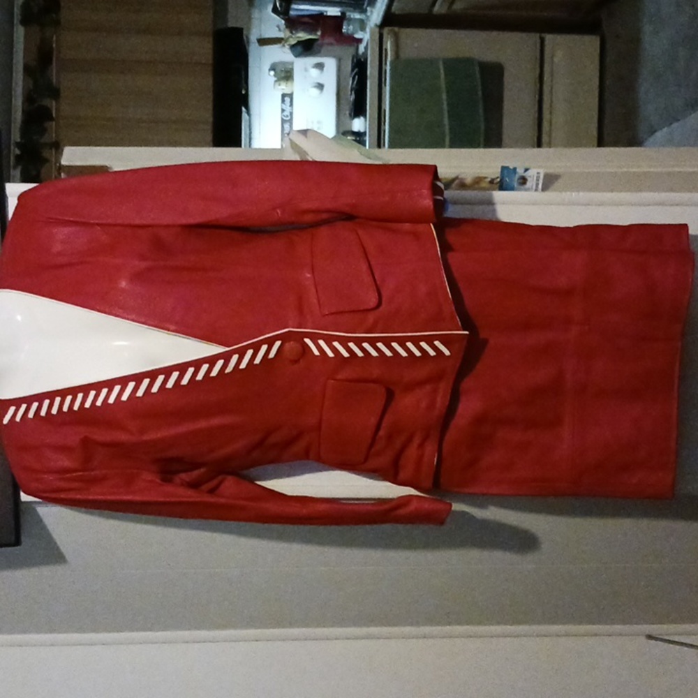 LILLIE RUBIN EXCLUSIVE. Red  Jacket and Skirt. Measurements  in photo's. #